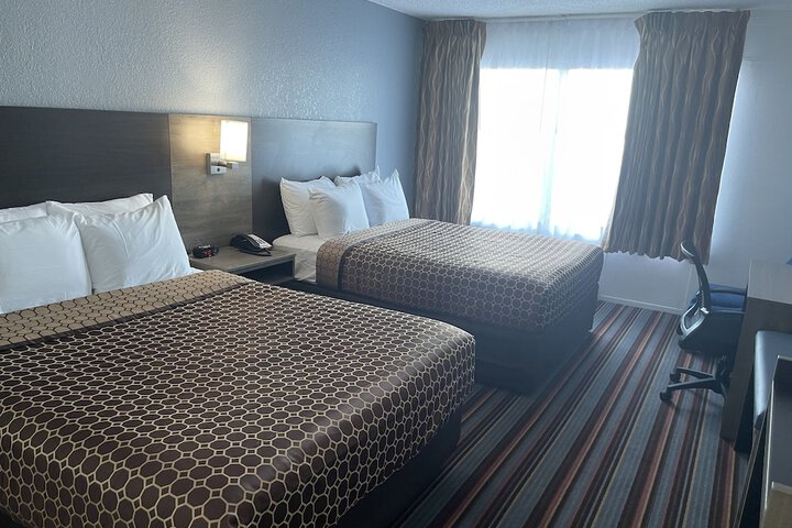 Room 22 of 72