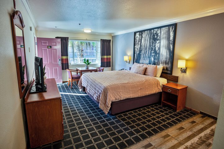 Room 42 of 87