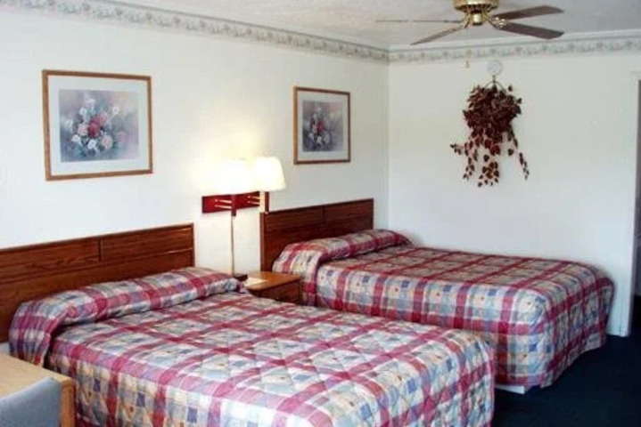 CLIFTON INN