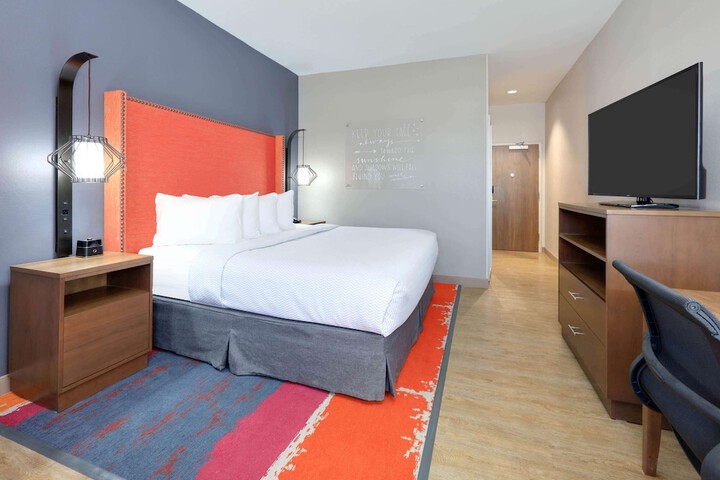La Quinta Inn & Suites by Wyndham Lakeway