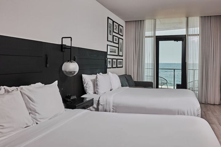 Room 37 of 46