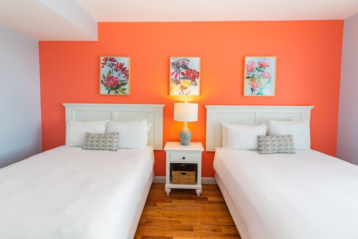 Room 43 of 119