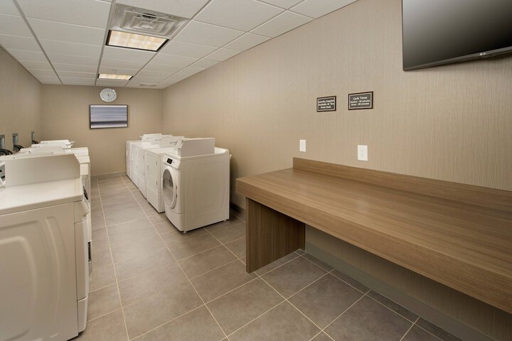 Room 14 of 23