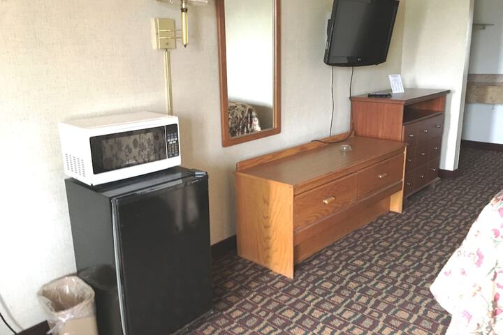 Room 9 of 17