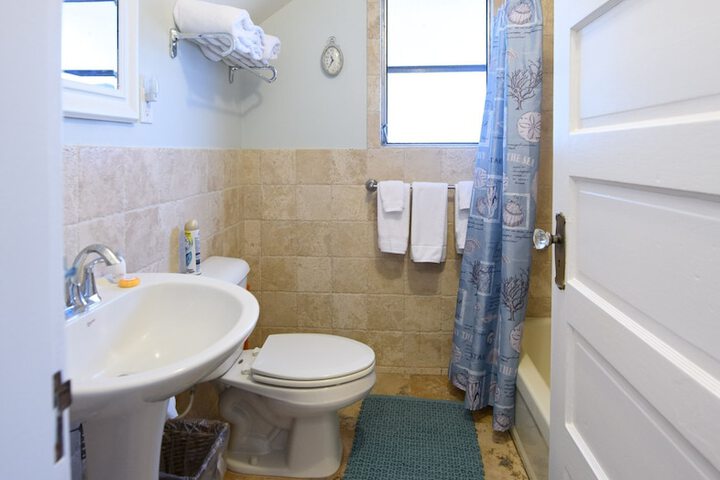 Room 184 of 234