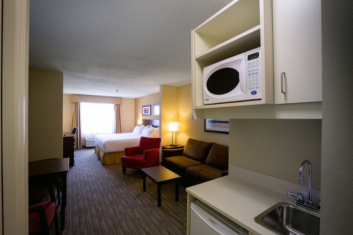 Room 12 of 68