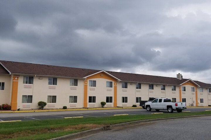 Hotel 11 of 48