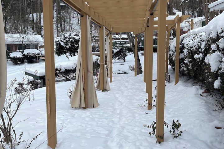 Mountain Aire Cottages Inn & Glamping