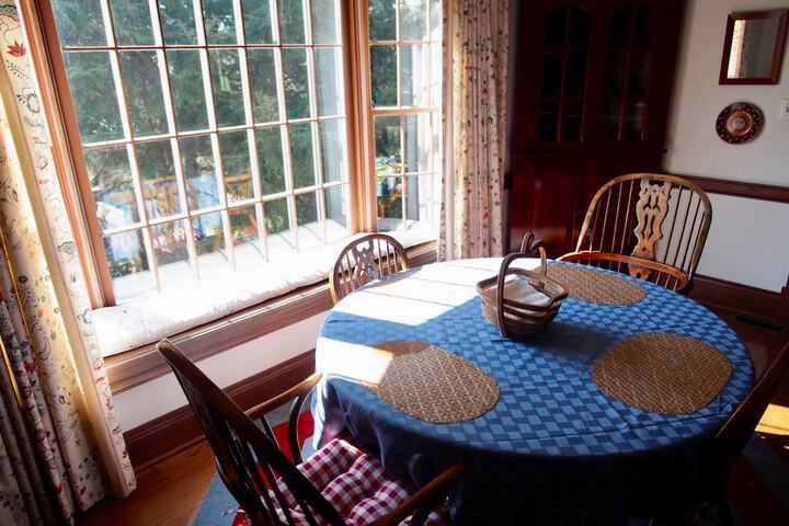 THE CLARK HOUSE INN