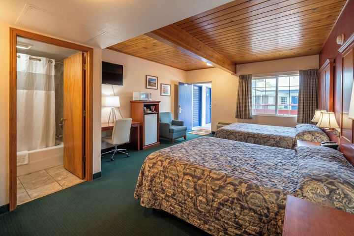 Travelers Inn by OYO Longview Kelso
