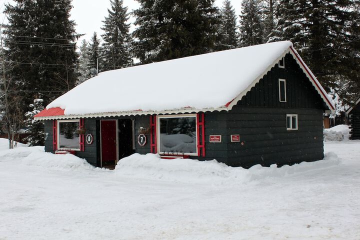 Brundage Bungalows