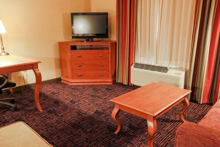 Room 23 of 49