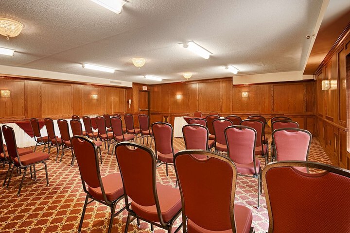 Best Western Plus Cobourg Inn & Convention Centre