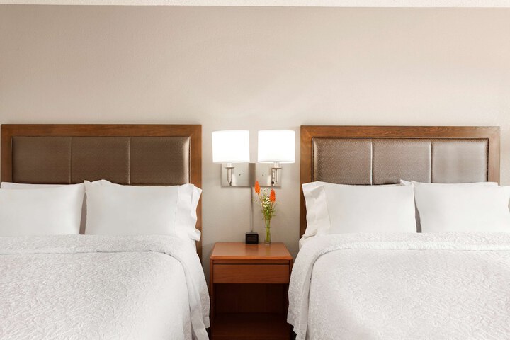 Room 20 of 34