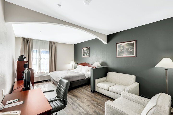 Room 26 of 45