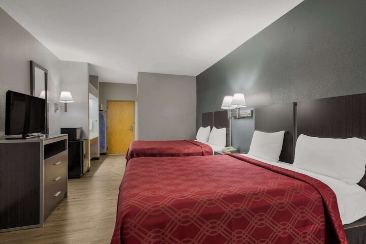 Econo Lodge Inn & Suites Diamondhead