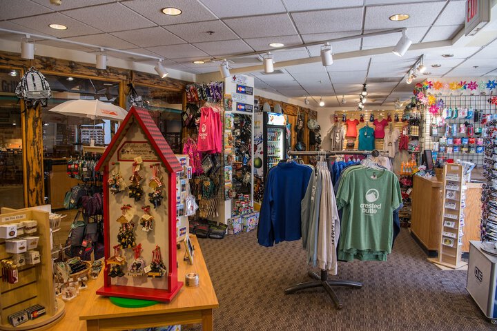 Gift Shop 80 of 87