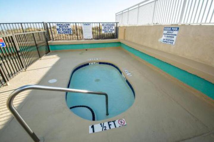 Sea Castle 8 G by Palmetto Vacation Rentals