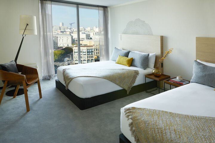 Room 35 of 52