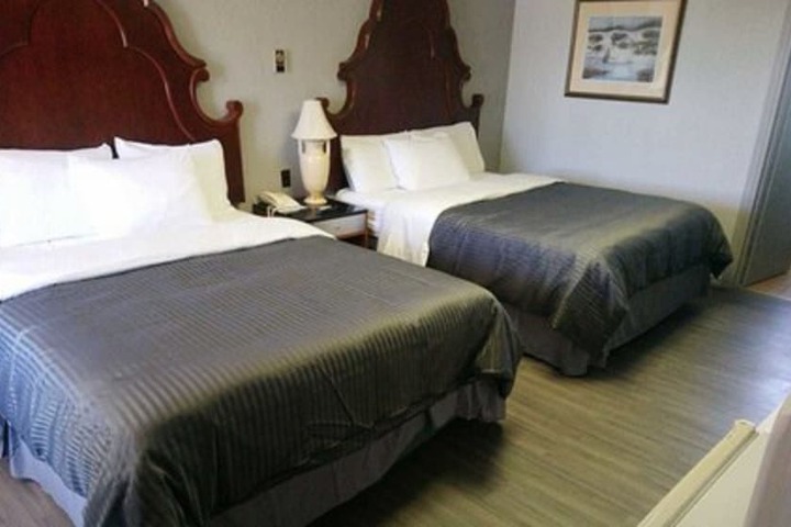 Room 15 of 41