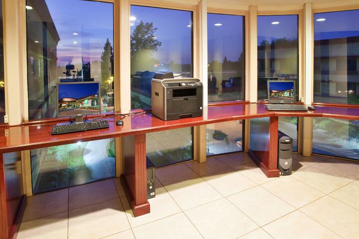 Holiday Inn Rancho Cordova by IHG