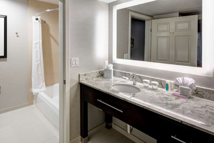 Room 20 of 26