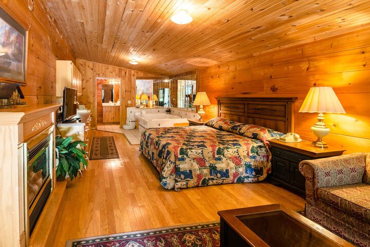 Highland Hills Motel and Cabins – a Master Hosts Resort