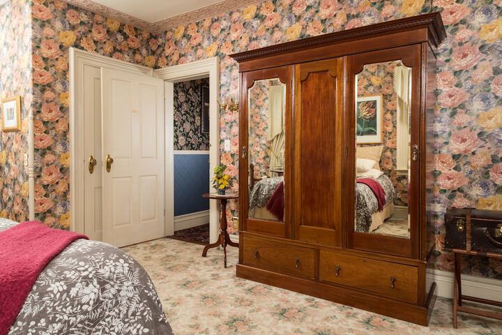 Room 25 of 58