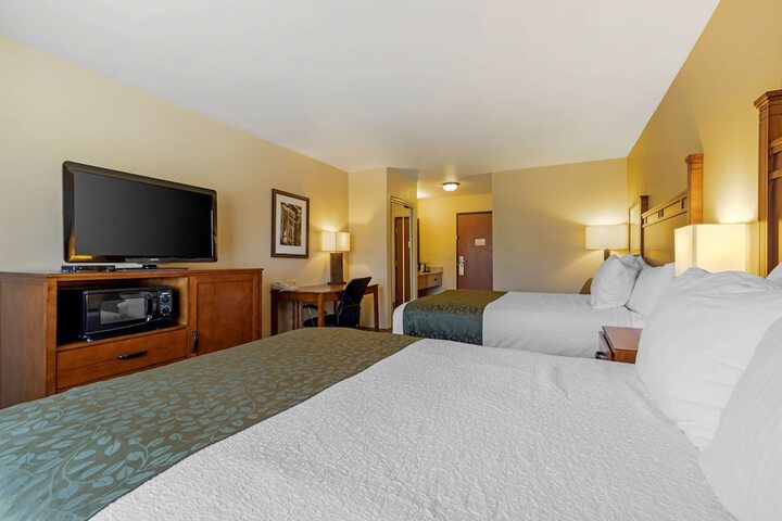 Best Western Plus Red River Inn