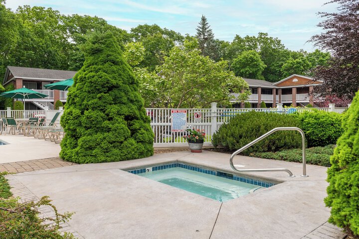 Juniper Hill Inn