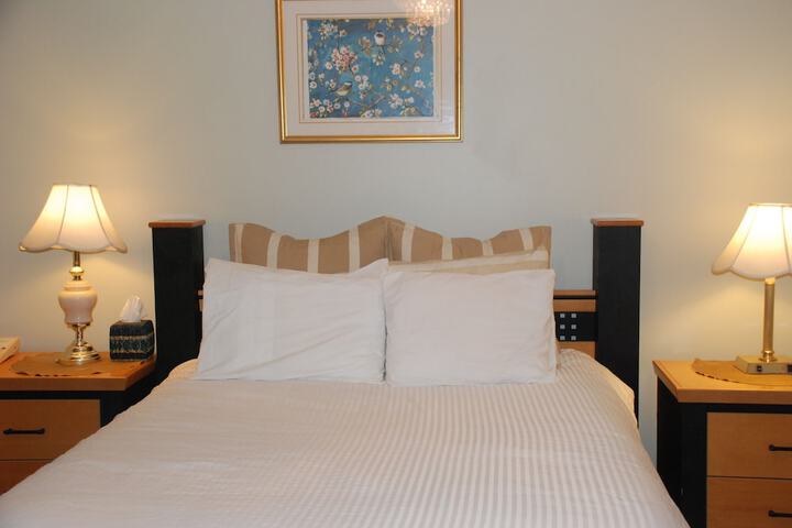 Room 33 of 56