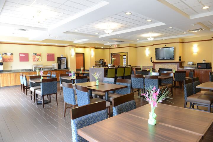 Comfort Suites Urbana Champaign University Area