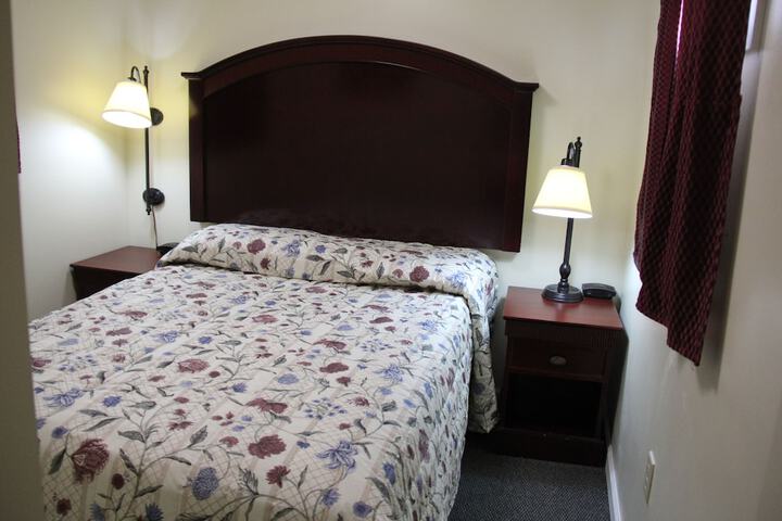 Room 11 of 20