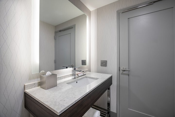 Room 20 of 60