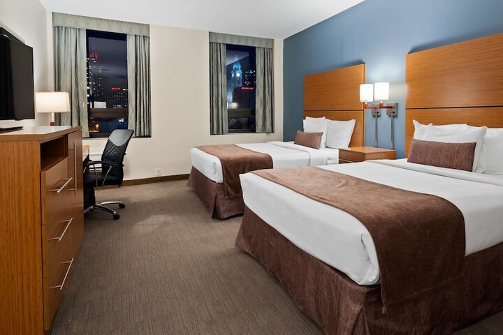 Room 15 of 24