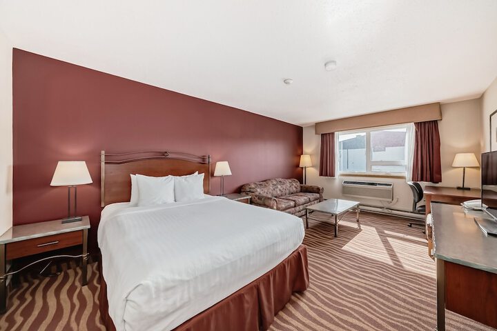 Invermere Inn