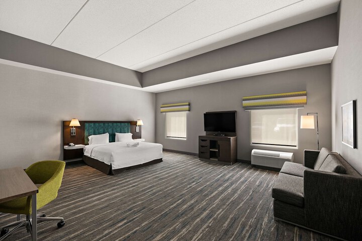 Room 17 of 57