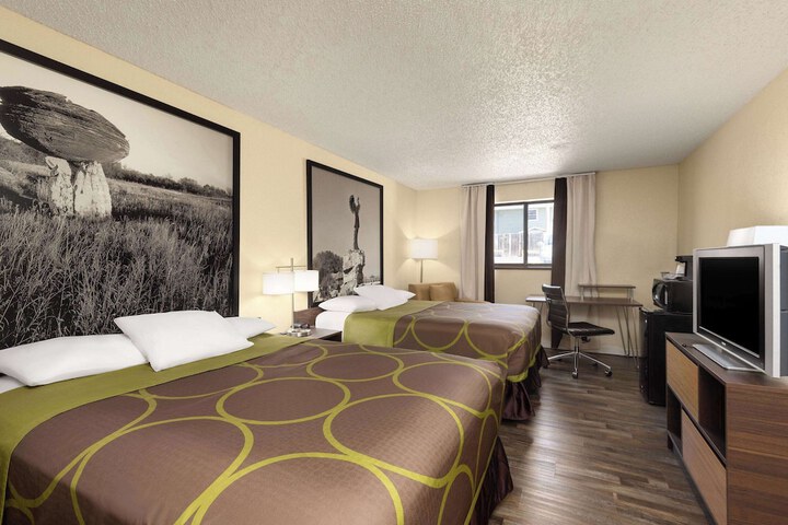 Room 34 of 44