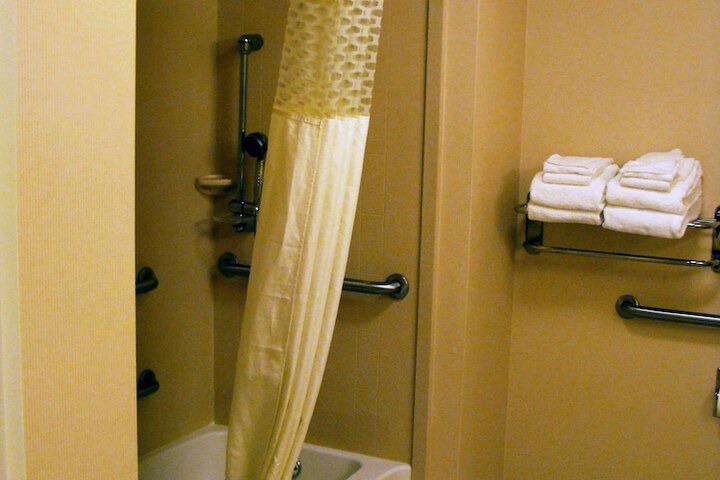 Hampton Inn Calera