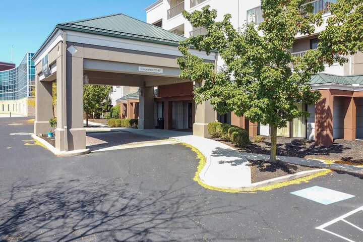 Country Inn & Suites by Radisson Convention Center