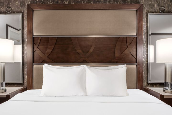 Horseshoe Black Hawk - a Caesars Rewards Destination