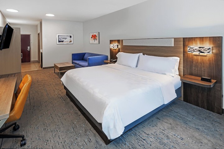 Room 20 of 40