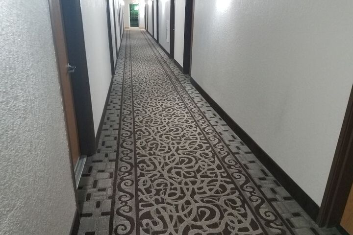 Ballroom/Hall 70 of 75