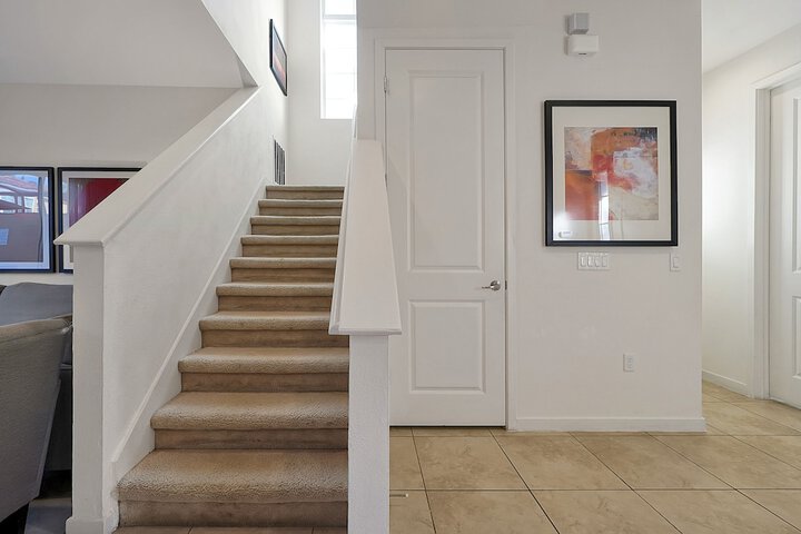 Regal Oaks Resort Vacation Townhomes by IDILIQ