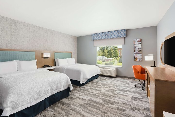 Room 10 of 34