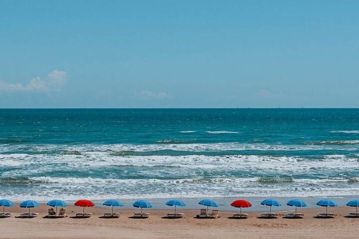 Holiday Inn Resort South Padre Island - Beach Front by IHG