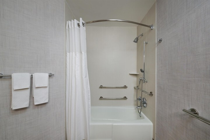 DoubleTree by Hilton Buena Park