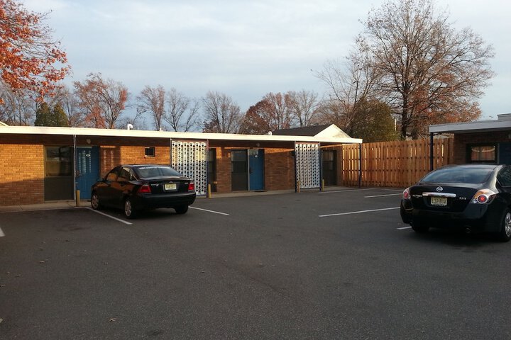Property Grounds 17 of 18