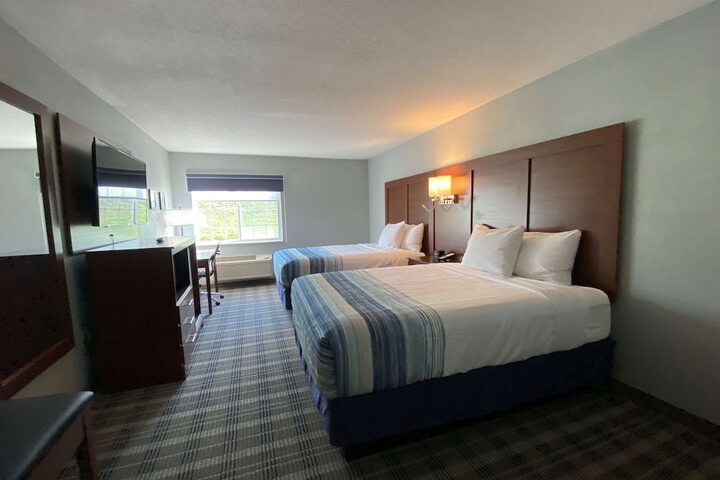 AmericInn by Wyndham Williamsburg