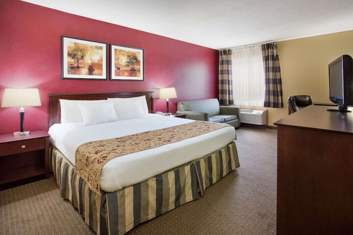 Room 20 of 39